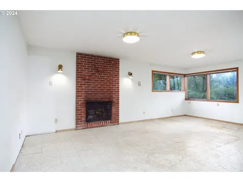 9328 SW Washington Street Portland OR 97225