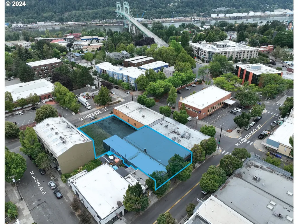 8426 N Lombard Street Portland OR 97203