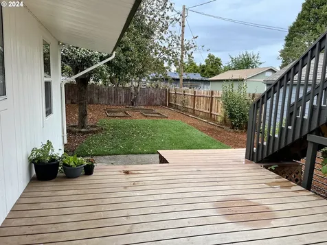 1245 Vista Avenue SE Salem OR 97302