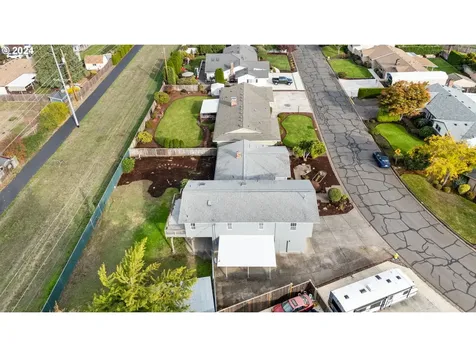 2162 Loch Drive Springfield OR 97477