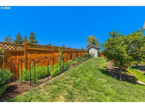 755 NW Morning View Court Mcminnville OR 97128