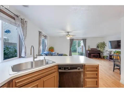3003 NE 116th Avenue Vancouver WA 98682