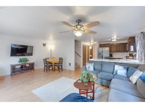 3003 NE 116th Avenue Vancouver WA 98682