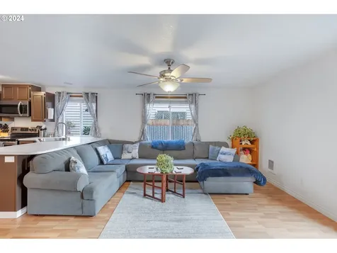 3003 NE 116th Avenue Vancouver WA 98682