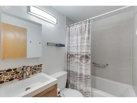 3003 NE 116th Avenue Vancouver WA 98682