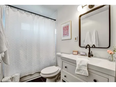 4258 Se 117th Avenue Portland OR 97266