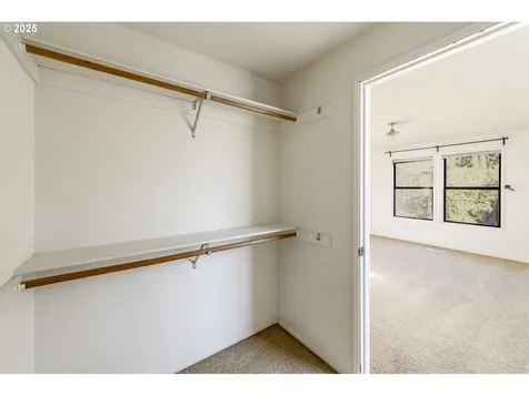 329 SE 22nd Avenue Portland OR 97214