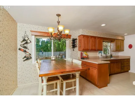 4735 Talisman Avenue S Salem OR 97302