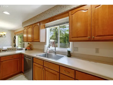 4735 Talisman Avenue S Salem OR 97302