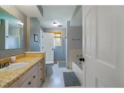 4735 Talisman Avenue S Salem OR 97302