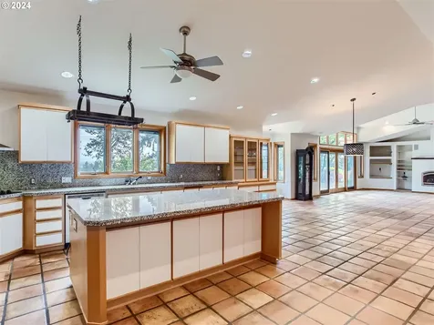 27151 Sw Baker Road Sherwood OR 97140