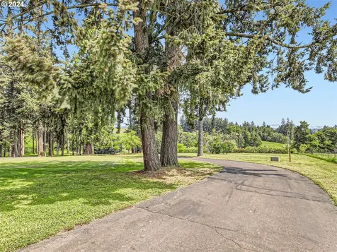 27151 Sw Baker Road Sherwood OR 97140