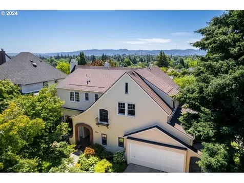 3838 Ne Alameda Street Portland OR 97212