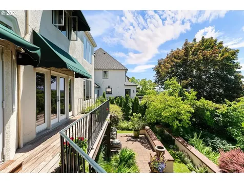 3838 Ne Alameda Street Portland OR 97212