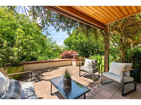 3838 Ne Alameda Street Portland OR 97212