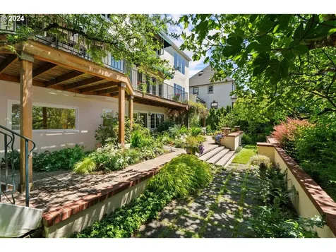3838 Ne Alameda Street Portland OR 97212