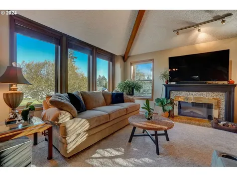 2502 Se 151st Avenue Vancouver WA 98683