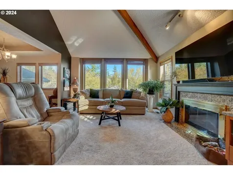 2502 Se 151st Avenue Vancouver WA 98683