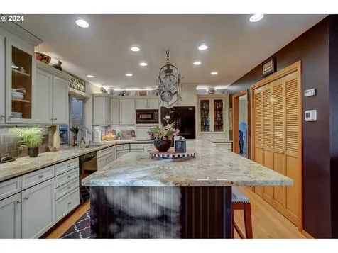 2502 Se 151st Avenue Vancouver WA 98683