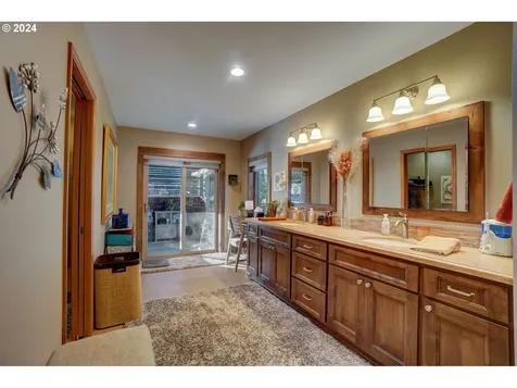 2502 Se 151st Avenue Vancouver WA 98683