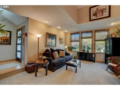 2502 Se 151st Avenue Vancouver WA 98683
