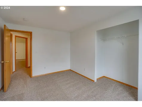 14501 Nw 2nd Court Vancouver WA 98685