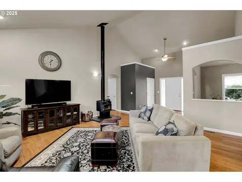 88166 Fern Meadows Lane Veneta OR 97487