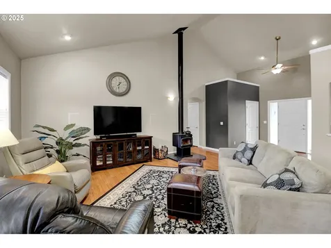 88166 Fern Meadows Lane Veneta OR 97487