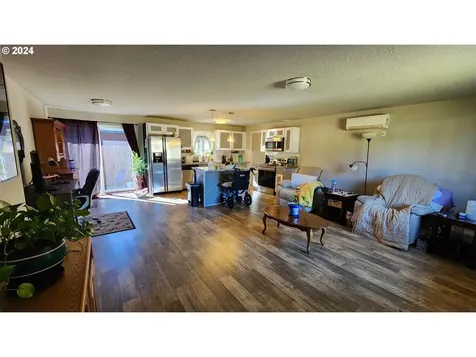 2661 32nd Avenue Longview WA 98632