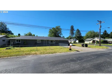 2661 32nd Avenue Longview WA 98632