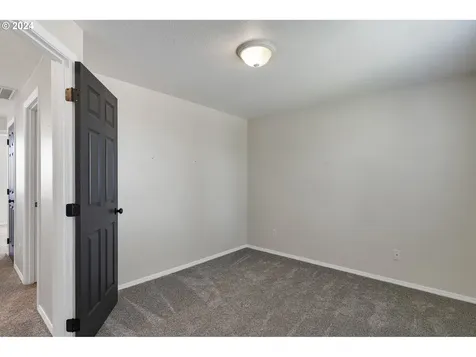 906 Highberger Loop Aumsville OR 97325