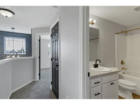 906 Highberger Loop Aumsville OR 97325