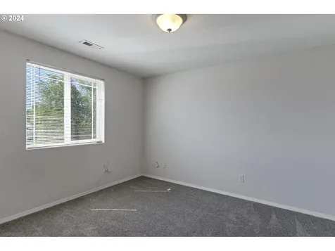 906 Highberger Loop Aumsville OR 97325