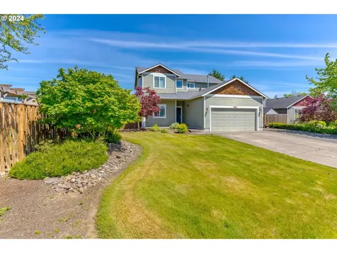 906 Highberger Loop Aumsville OR 97325
