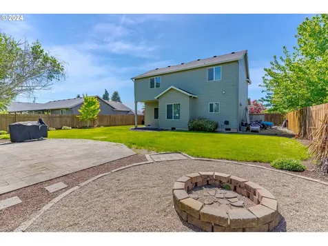 906 Highberger Loop Aumsville OR 97325