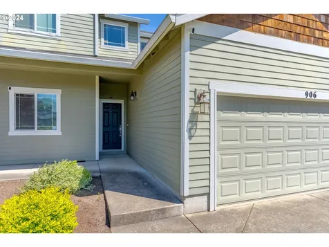 906 Highberger Loop Aumsville OR 97325