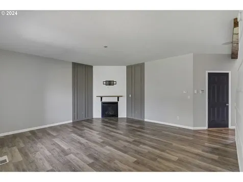 906 Highberger Loop Aumsville OR 97325