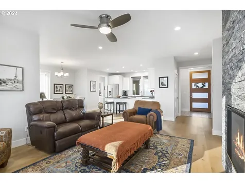 444 Se Wildflower Drive Madras OR 97741