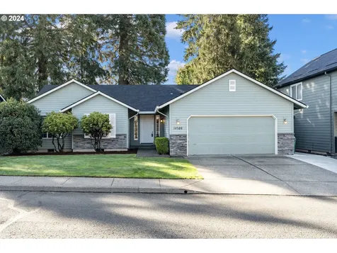 14988 Se Sedona Drive Clackamas OR 97015