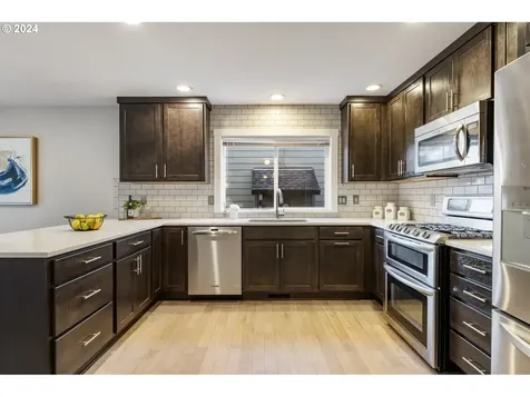 14988 Se Sedona Drive Clackamas OR 97015