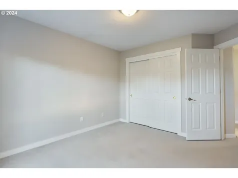 14988 Se Sedona Drive Clackamas OR 97015