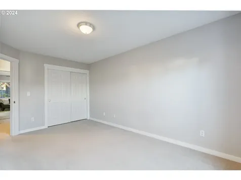 14988 Se Sedona Drive Clackamas OR 97015