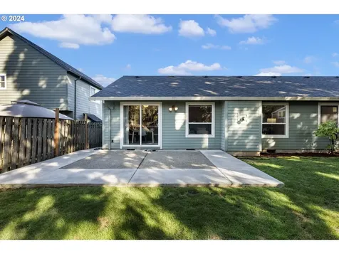 14988 Se Sedona Drive Clackamas OR 97015