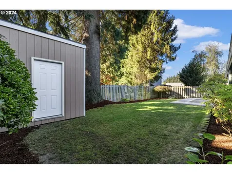 14988 Se Sedona Drive Clackamas OR 97015