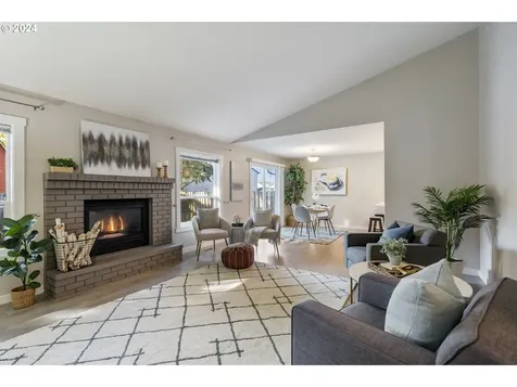 14988 Se Sedona Drive Clackamas OR 97015