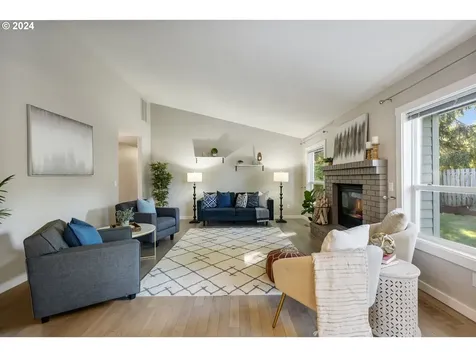 14988 Se Sedona Drive Clackamas OR 97015