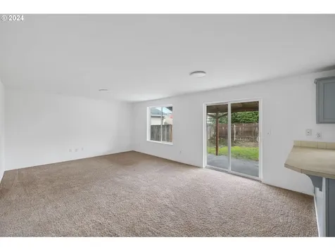 1124 W 31st Street Vancouver WA 98660