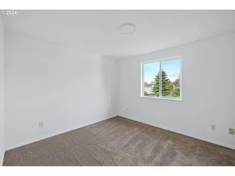 1124 W 31st Street Vancouver WA 98660