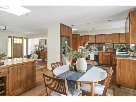 5722 Fernbrook Way Lake Oswego OR 97035