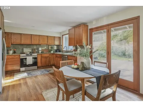 5722 Fernbrook Way Lake Oswego OR 97035